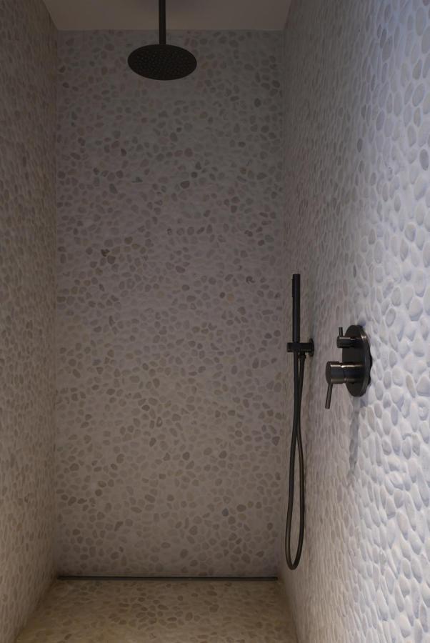 B&B Dezwartefles Ghent Luaran gambar