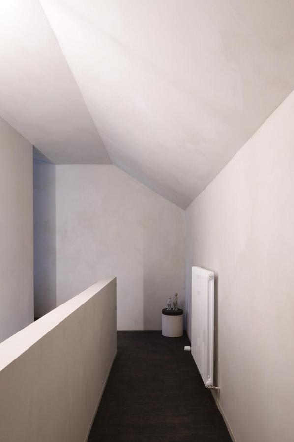 B&B Dezwartefles Ghent Luaran gambar