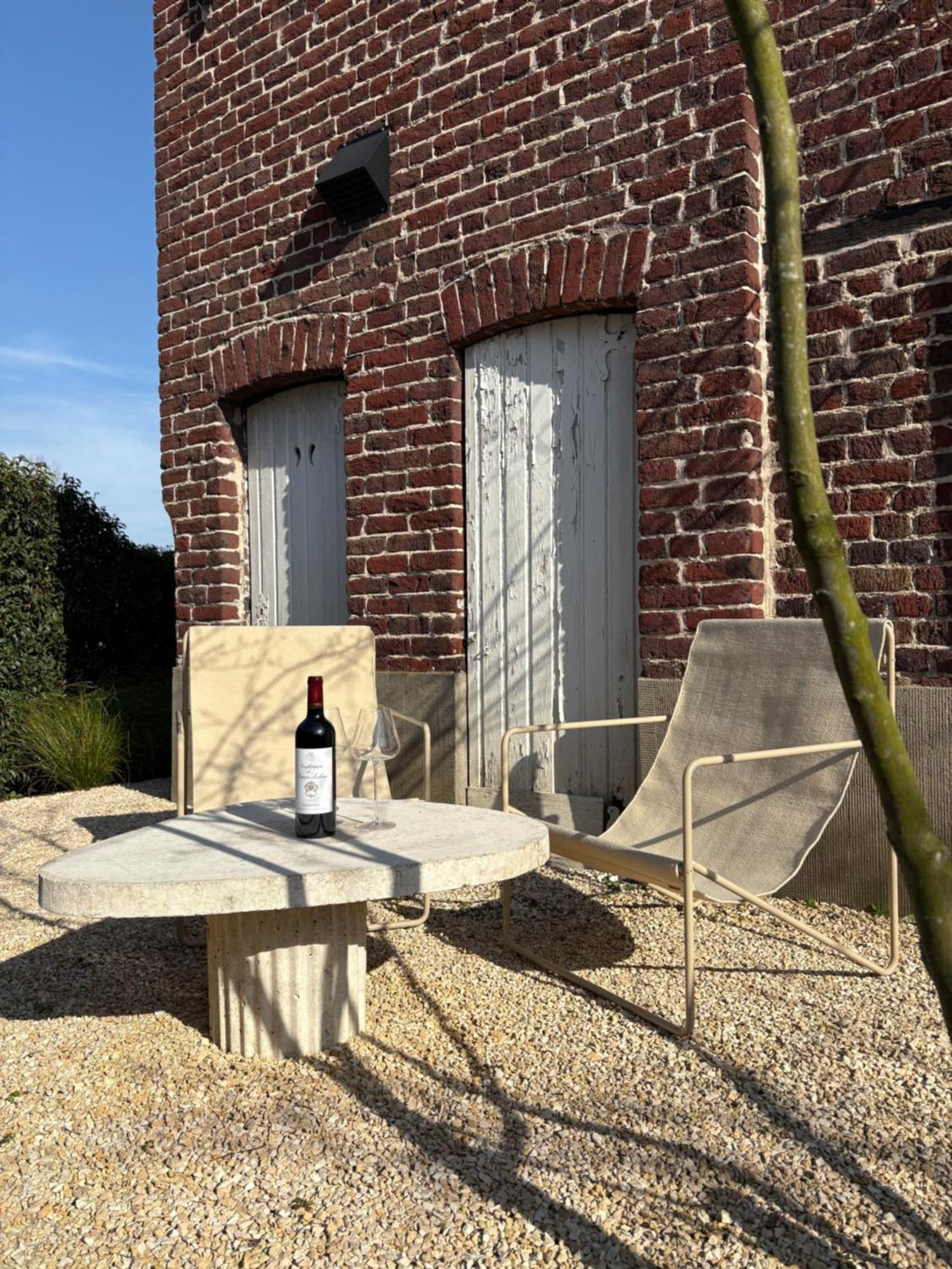 B&B Dezwartefles Ghent Luaran gambar